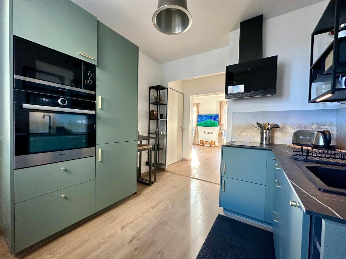 Le Lutz Apartman Nîmes Kültér fotó